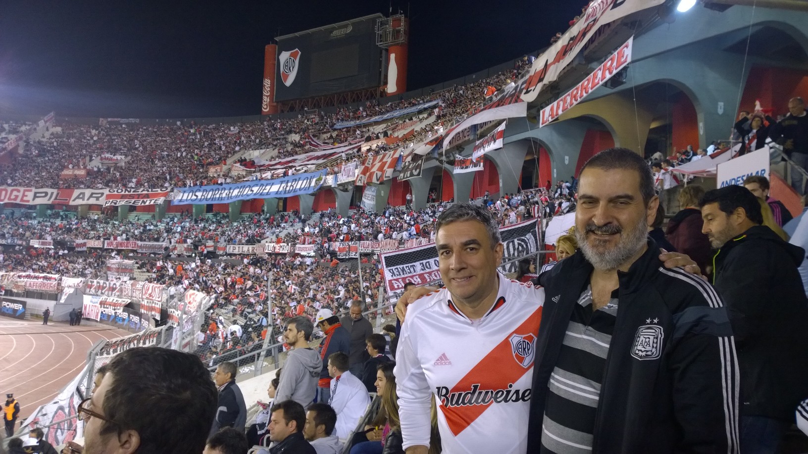 Con Pablo González en el estadio Monumental, River Plate, 7 de septiembre de 2014.