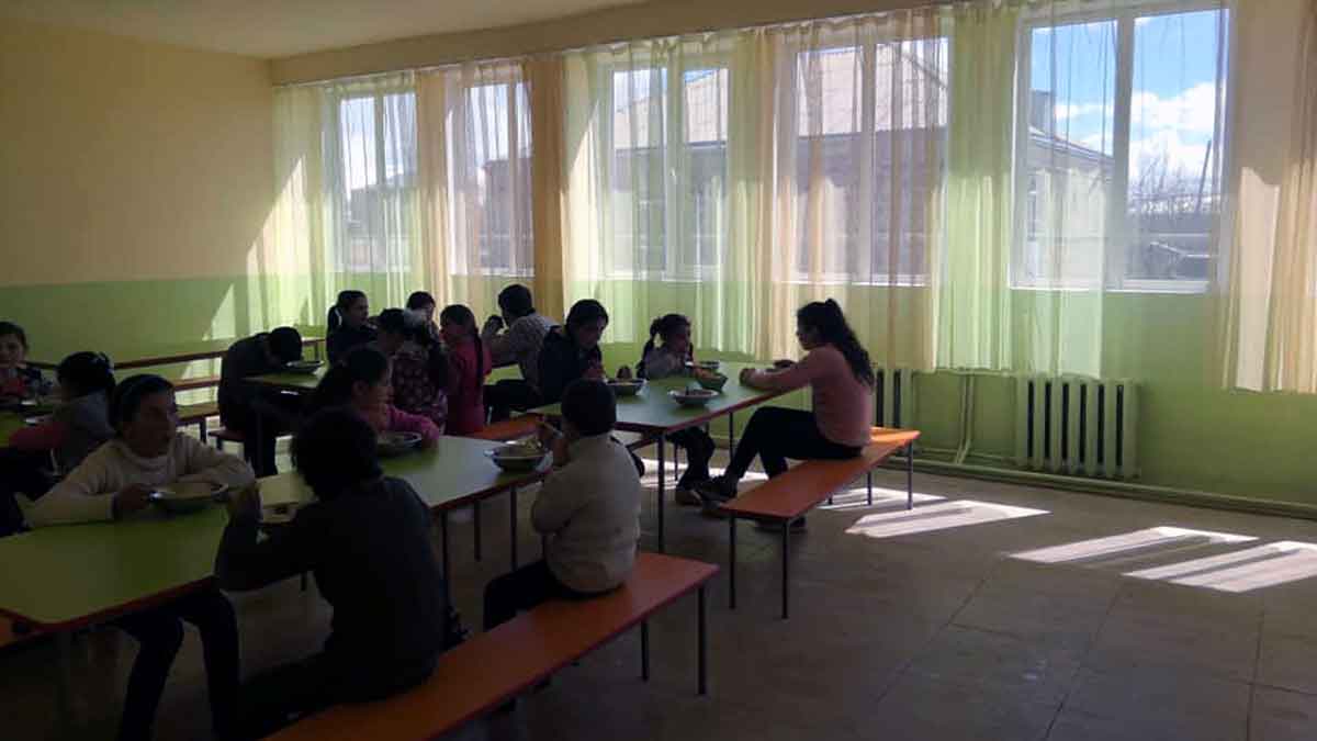 Campaña de recaudación de fondos para escuela de frontera en Armenia