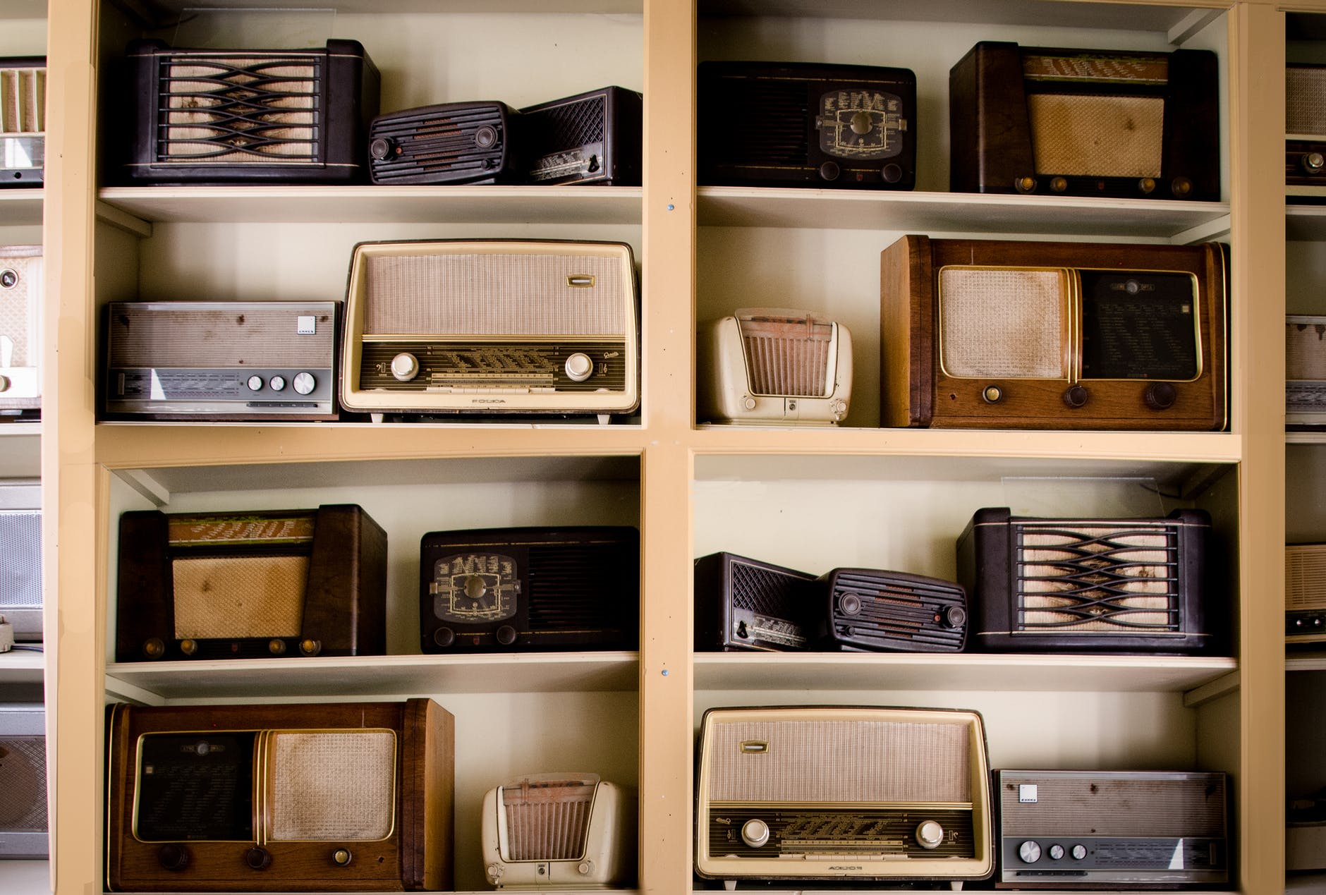 100 años de la radio: una plataforma, un video y 15 reflexiones