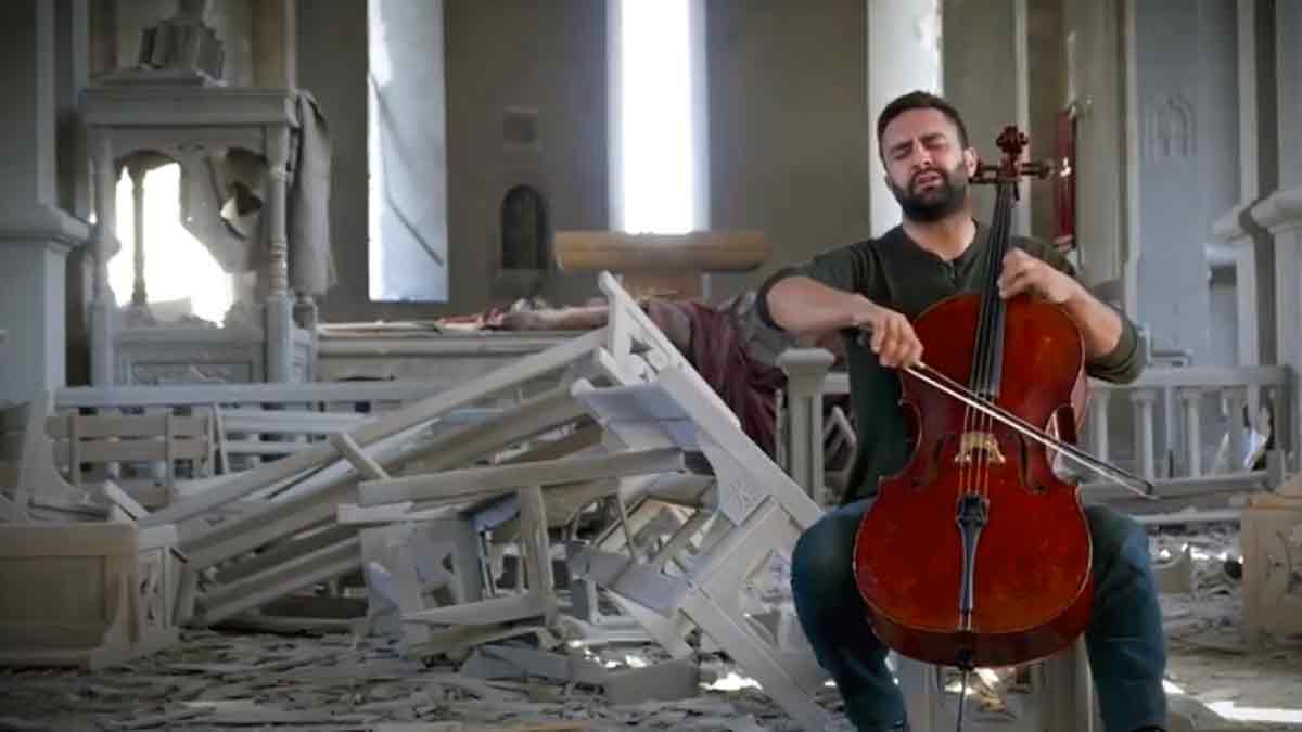 La vida vuelve a la iglesia icónica de Artsaj, atacada por Azerbaiyán