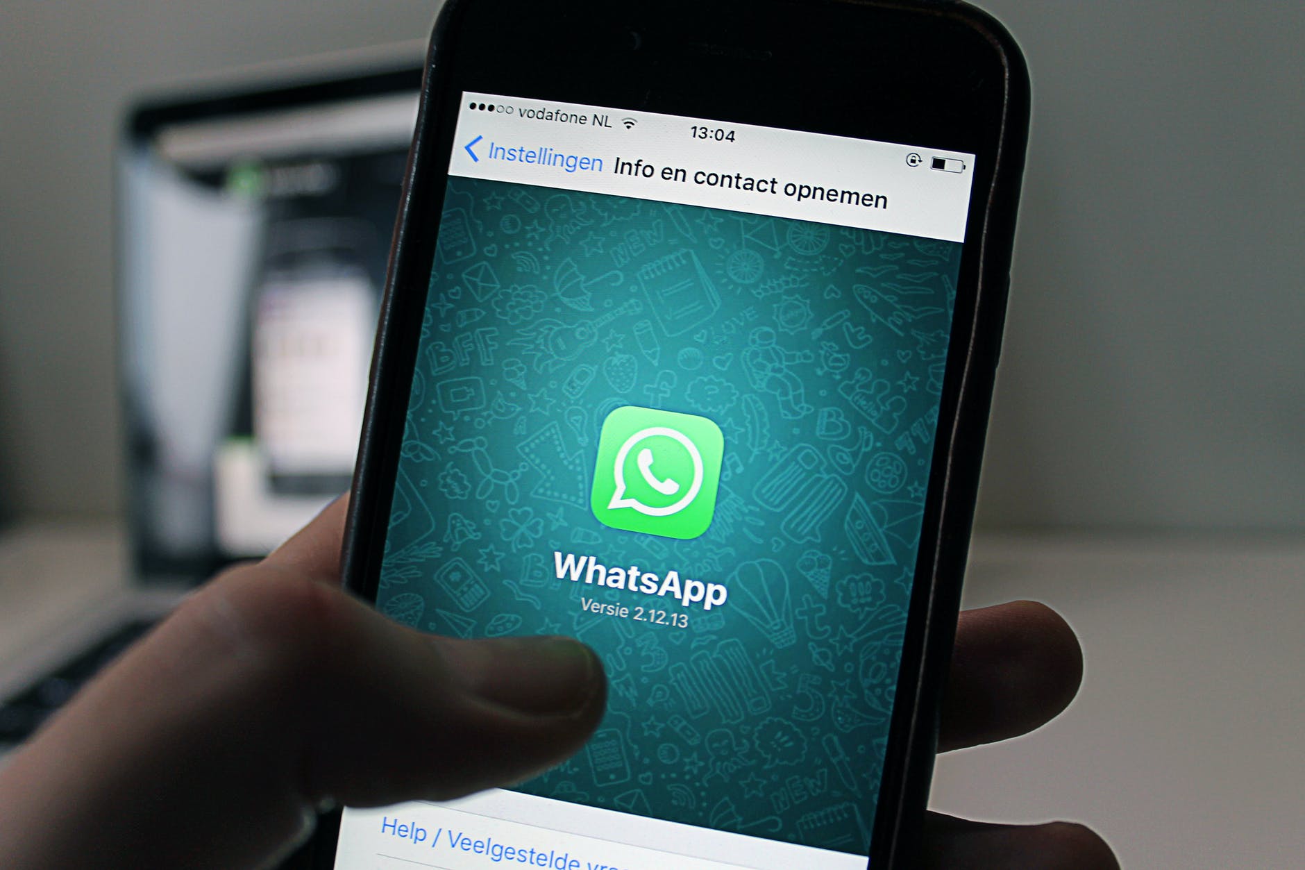 Stop personal al uso de WhatsApp para prensa y relaciones públicas