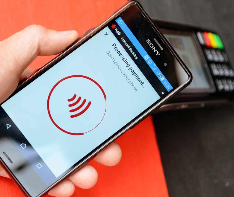 Celular con NFC