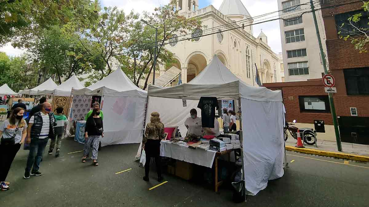Feria solidaria de la comunidad armenia en Buenos Aires
