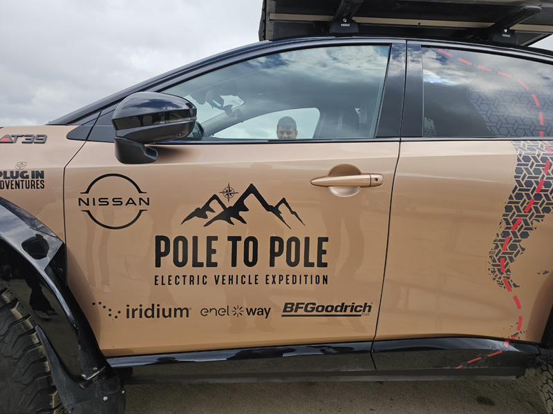 Automóvil eléctrico Nissan Ariya Pole to pole