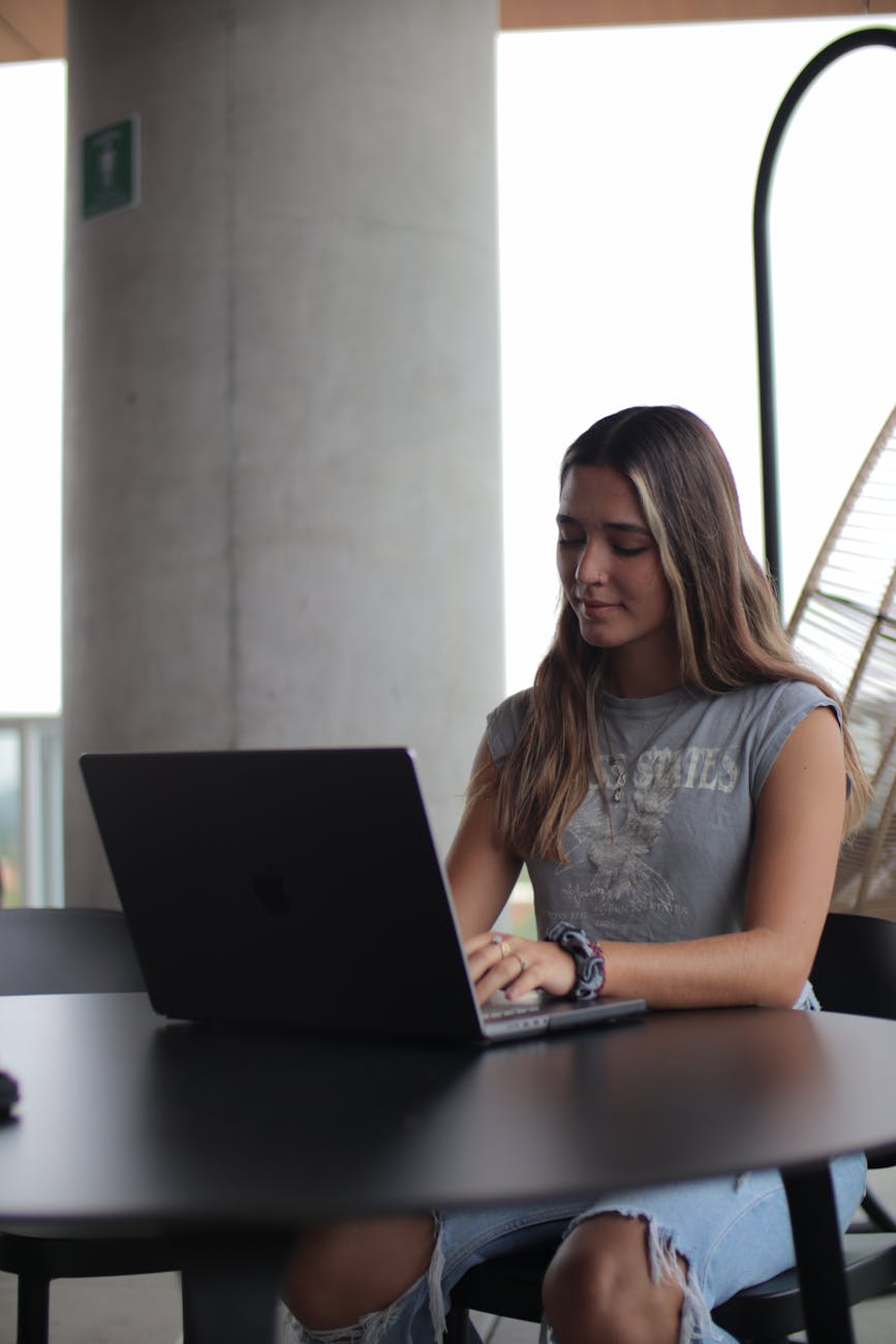 Mentorías gratuitas para mujeres en el sector tecnológico: Cabify lanza Women Tech Dating IV