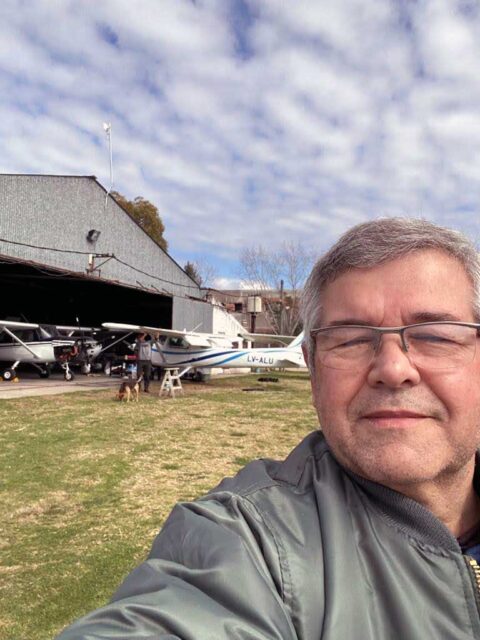 Una de las pasiones de Jorge Rivero fue la aviación.