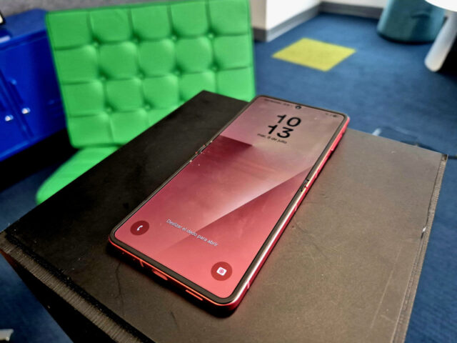 Samsung Galaxy Z Flip 7