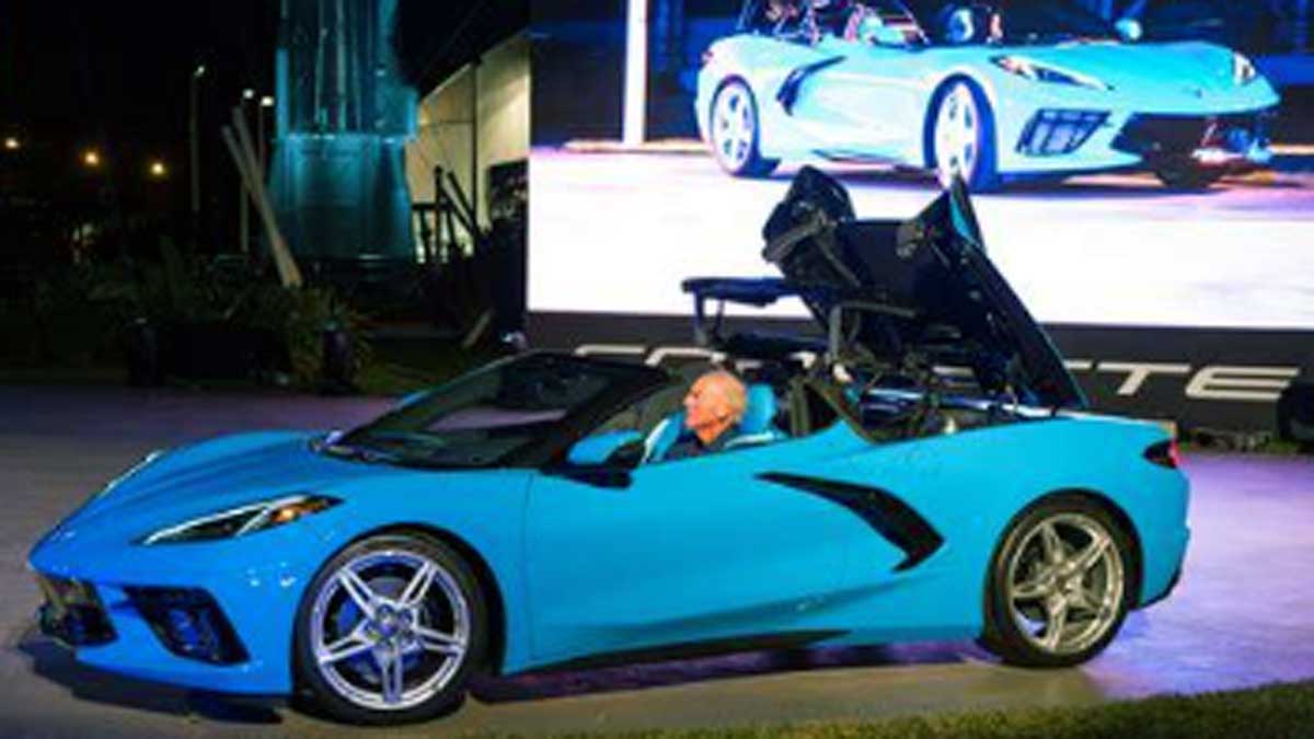 El Corvette C8 Stingray convertible de Sylvester Stallone rueda en Buenos Aires