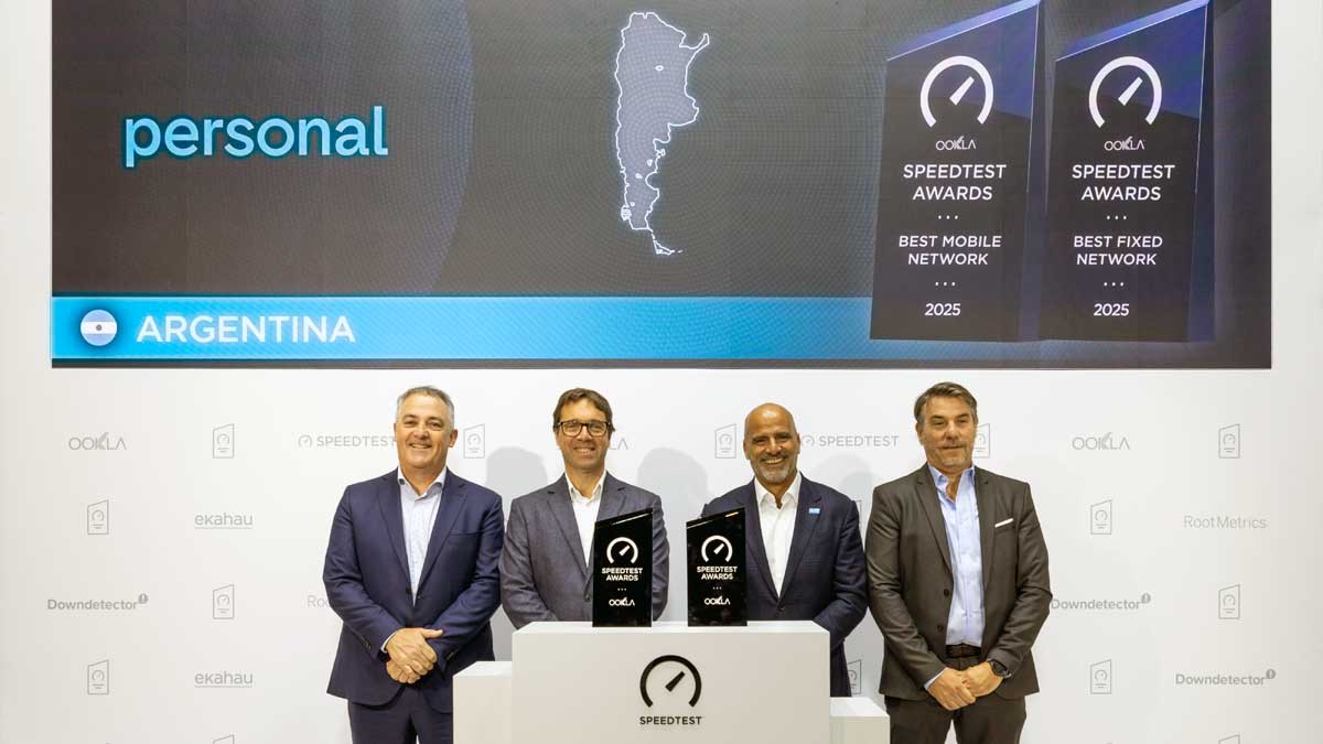 De izquierda a derecha, los siguientes directores de Personal: Carlos Bardon (redes e infraestructura); Gonzalo Hita (operaciones); Roberto Nobile (general ejecutivo) y Alejandro Martínez (conectividad).