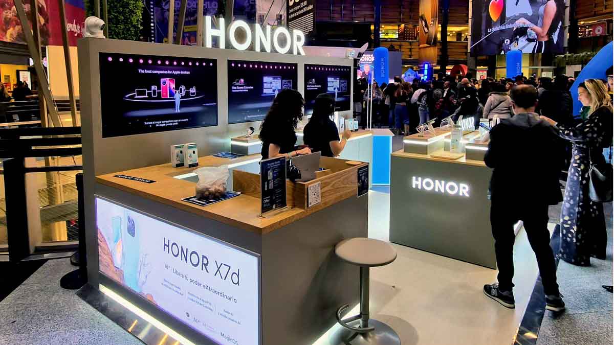 Honor inaugura su primera tienda en la Argentina y presenta el Magic8 Lite