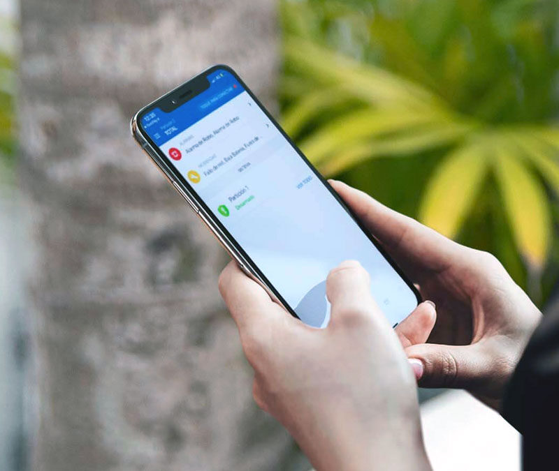 Aplicación de ADT en un celular