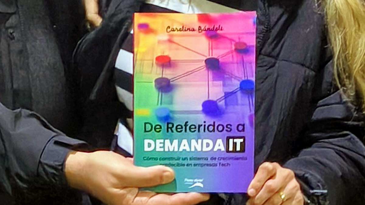 Nuevo libro enseña a empresas tecnológicas argentinas a no depender de referidos