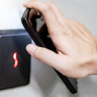 Celular acceso oficinas